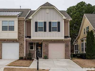 336 Duchart Lane Fuquay Varina, NC 27526