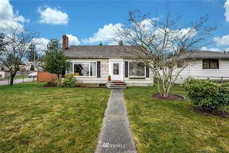 6230 Rockefeller Ave Everett, WA 98203