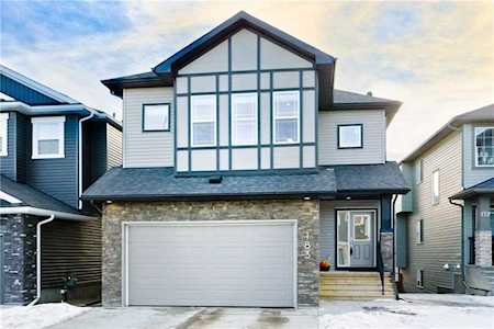183 Sherview Grove NW Calgary, AB T3R 0Y4