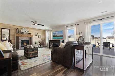 14124 Fractus Drive Caldwell, ID 83607
