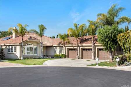 10121 Hummingbird Circle Villa Park, CA 92861