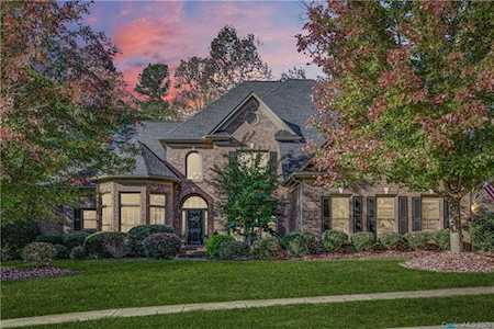 1003 Ainsdale Dr Matthews, NC 28104