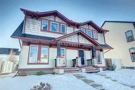 133 Prestwick Court SE Calgary, AB T2Z 4H6