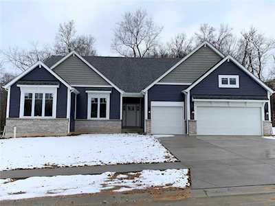155 Wyndgate Valley Dr Lake St Louis, MO 63367
