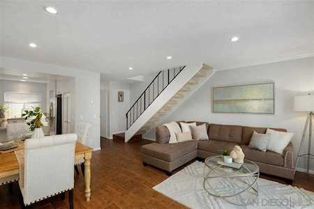 155 Village Green Rd Encinitas, CA 92024