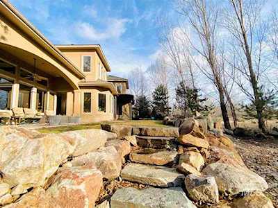 181 W Riverbridge Lane Eagle, ID 83616