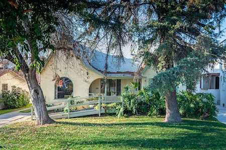 1049 Raymond Avenue Glendale, CA 91201