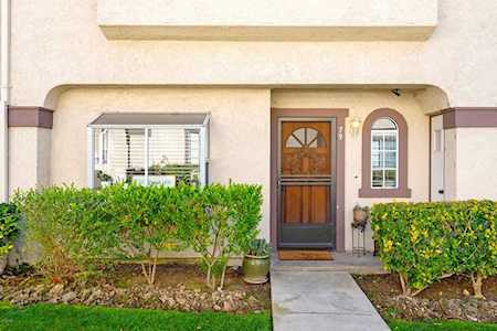 5602 Las Virgenes Road #79 Calabasas, CA 91302