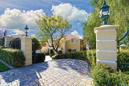 1413 Via Castilla Palos Verdes Estates, CA 90274