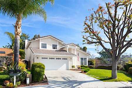 25885 Greenhill Lake Forest, CA 92630