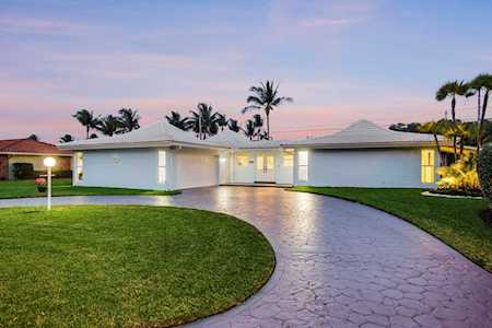 7600 Clarke Road Lake Clarke Shores, FL 33406