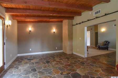 19741 Friar Street Woodland Hills, CA 91367