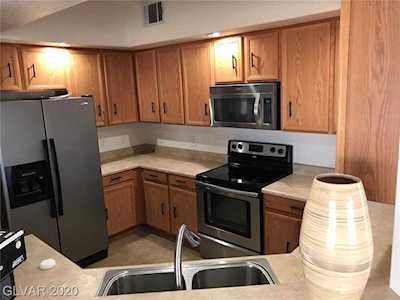 6160 Rumrill St #222 Las Vegas, NV 89113