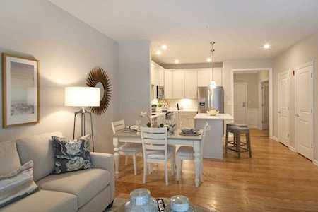459 River Rd (Unit 4103) #103 Andover, MA 01810
