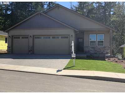 1560 NE Cascadia Ridge Dr Estacada, OR 97023