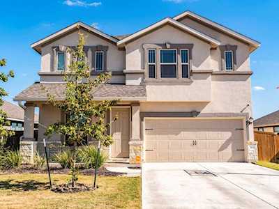 164 Tailwind Dr Kyle, TX 78640