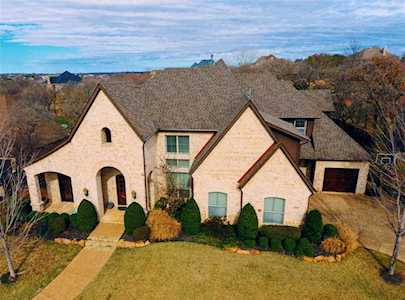 621 Meandering Woods Drive Keller, TX 76248