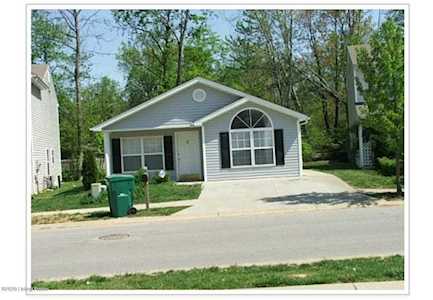 6315 Cottagemeadow Dr Louisville, KY 40218