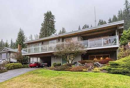 5228 Ranger Avenue North Vancouver, BC V7R 3M6