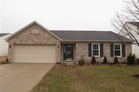 6899 Karnes Drive Mccordsville, IN 46055