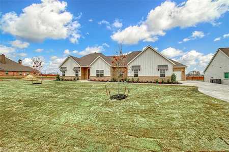 1118 Heritage Drive Justin, TX 76247