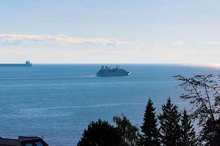 2167 Bellevue Avenue #501 West Vancouver, BC V7V 1C2