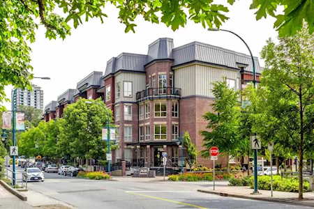 2628 Maple Street #423 Port Coquitlam, BC V3C 0E2