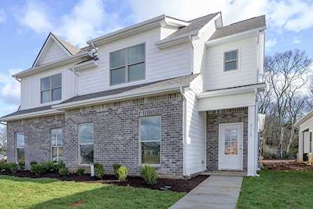 2113 Hospitality Ln Murfreesboro, TN 37128