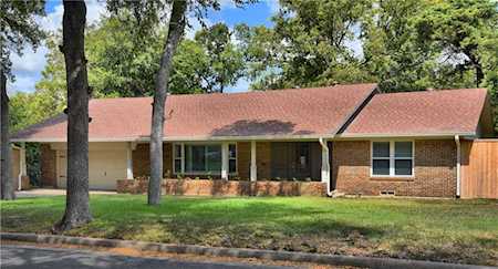635 Monssen Drive Dallas, TX 75224