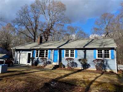 2040 Harkney Hill RD Coventry, RI 02816