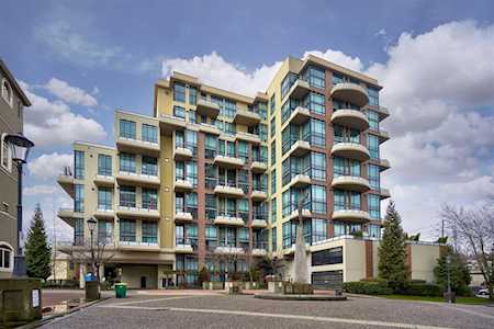 10 Renaissance Square #111 New Westminster, BC V3M 7B1