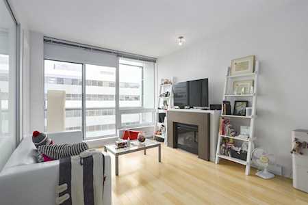 2528 Maple Street #406 Vancouver, BC V6J 0B5