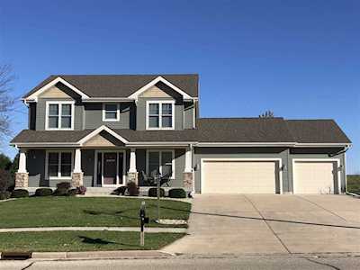 203 Ridgeview Ln Columbus, WI 53925