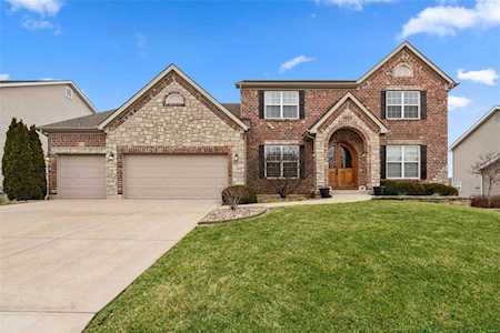 816 Aston Way Dr Ofallon, MO 63368