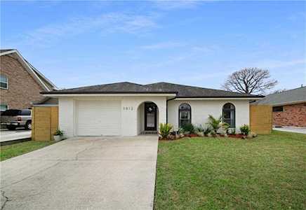 3512 Wanda Lynn Dr Metairie, LA 70002