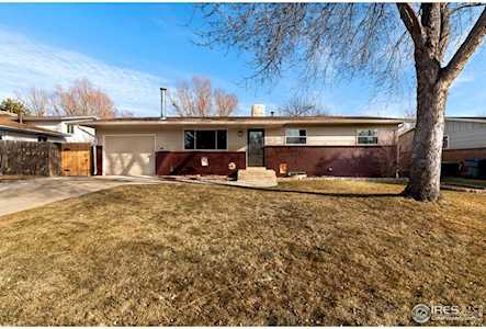 1618 Hilltop Dr Longmont, CO 80504