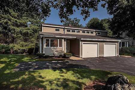 44 Edward Drive #44 Winchester, MA 01890