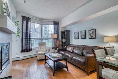 2420 34 Avenue SW #111 Calgary, AB T2T 2C8