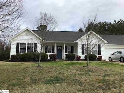 101 Glastonbury Dr Greer, SC 29651