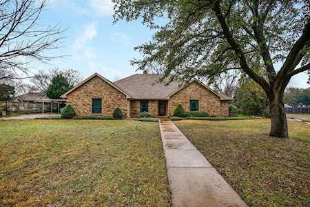 212 Woodbine Drive Colleyville, TX 76034