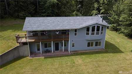 802 Schaffran Rd Castle Rock, WA 98611
