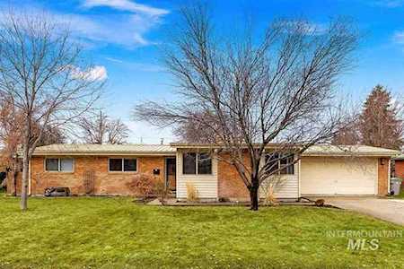 6733 W FERNWOOD DR. Boise, ID 83709