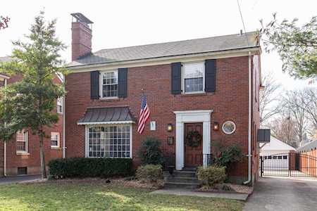 306 Browns Ln Norbourne Estates, KY 40207