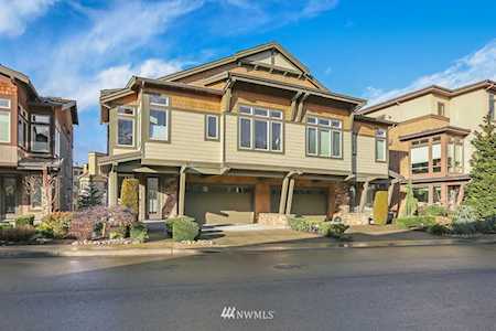 1110 N 41st Place Renton, WA 98056