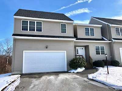 117 Ariel Cir #117 Sutton, MA 01590