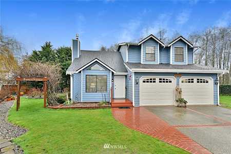 1030 NE Knights Ct Bremerton, WA 98311