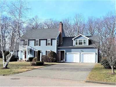 15 Sawmill Rd Walpole, MA 02081