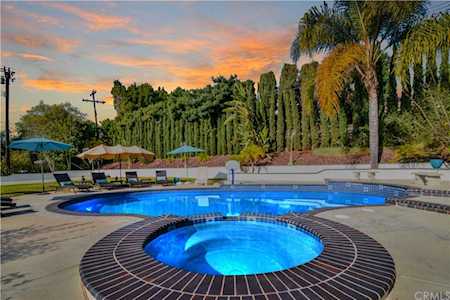 2111 Domingo Road Fullerton, CA 92835