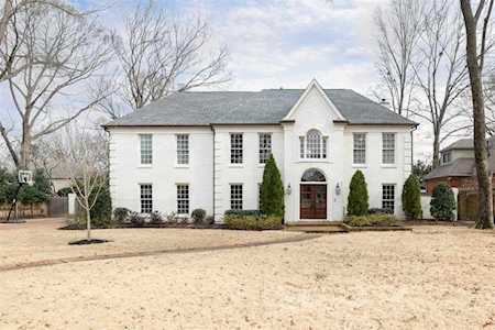 2098 Star Meadow Cv Germantown, TN 38139