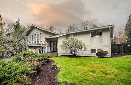 3545 Indian Hills Dr Longview, WA 98632